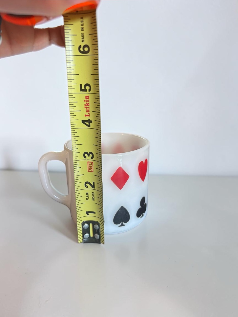 Vintage Fire-King Playing Card Mug Hearts Diamonds Clubs Spades USA - Picture 6 of 7